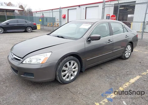 2007 Honda Accord 3.0 Ex from USA, damaged, VIN 1HGCM66837A071930